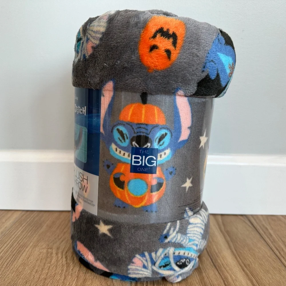 Disney Halloween Stitch Oversized Plush Throw Blanket 5x6 ft